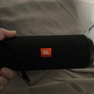 JBL speaker 4